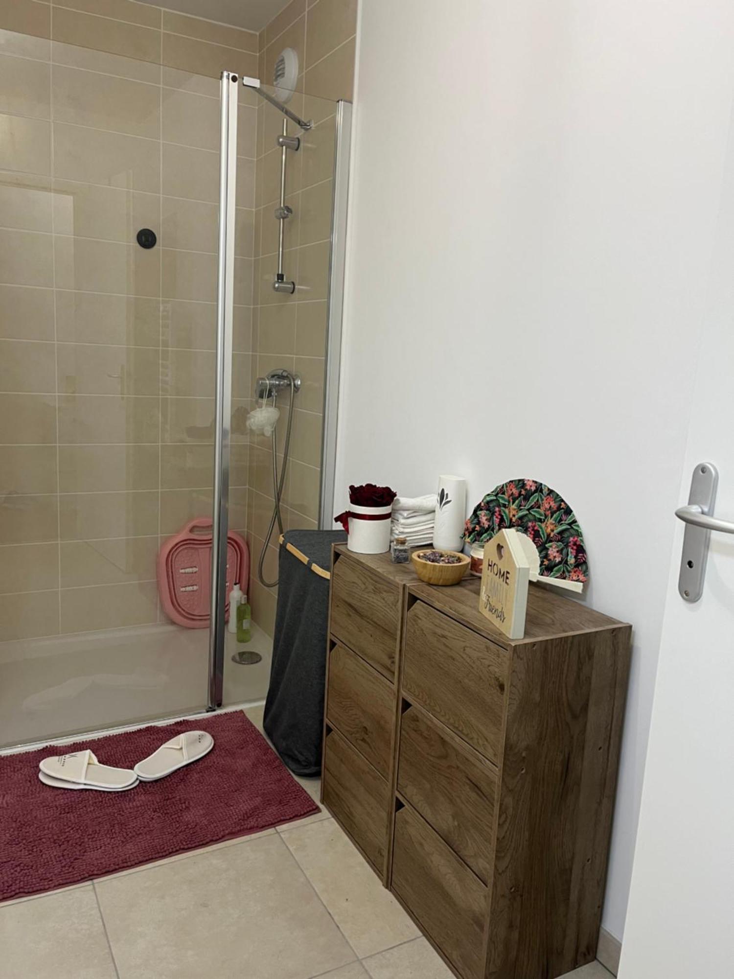 Appartement Luxueux Au Coeur De Lilla Esterno foto