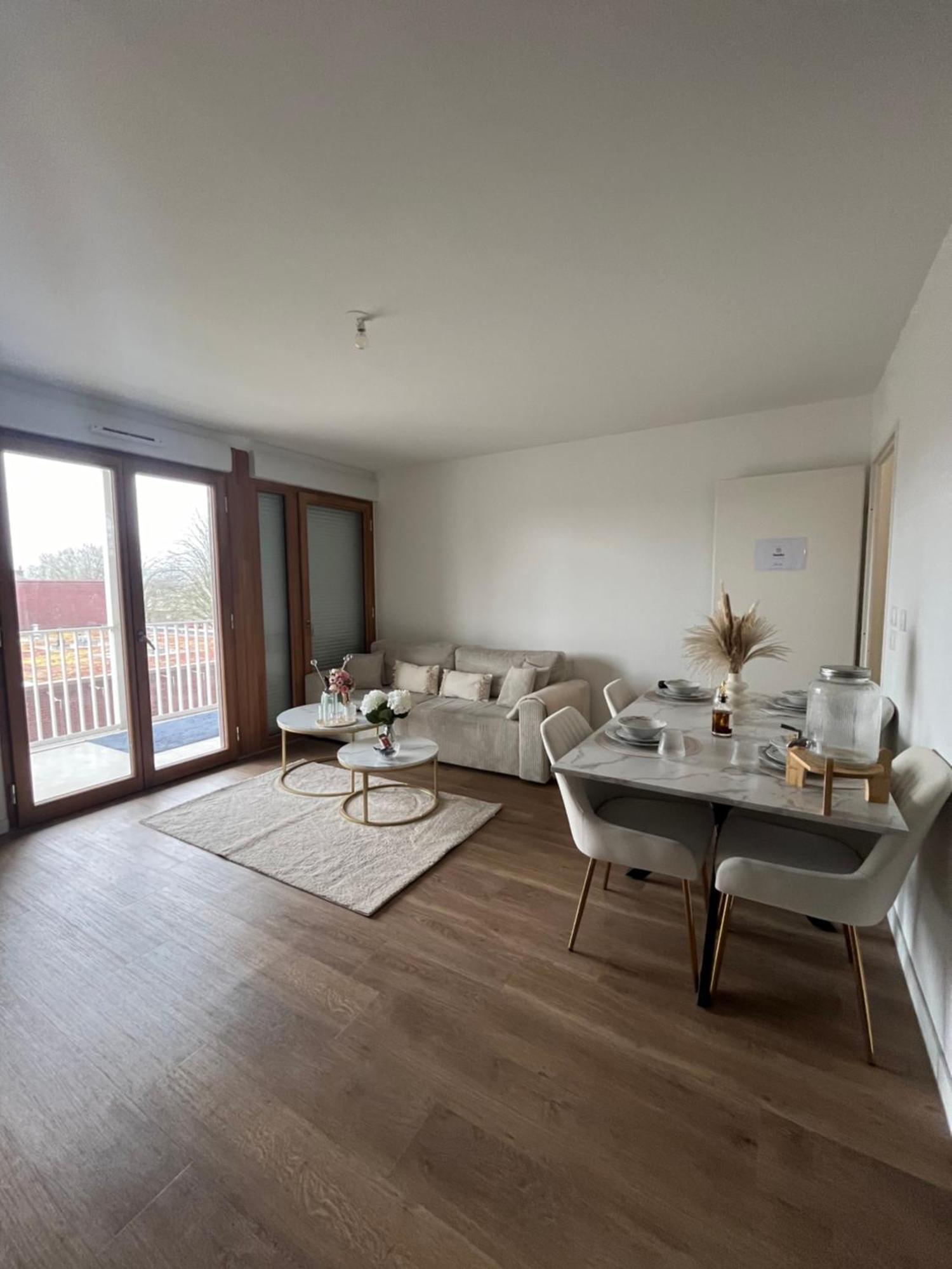 Appartement Luxueux Au Coeur De Lilla Esterno foto