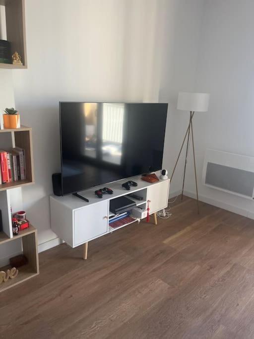 Appartement Luxueux Au Coeur De Lilla Esterno foto